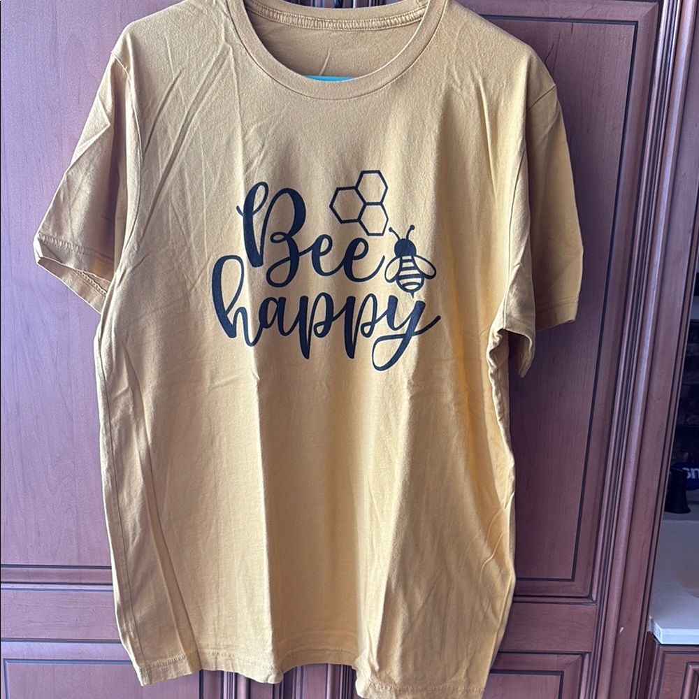 Bee Happy Graphic T-Shirt in Mustard